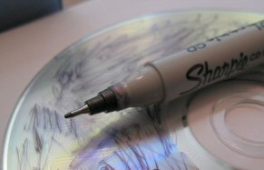 Have to sacrifice one disc to scribble on and get the ink flowing before I label the other.