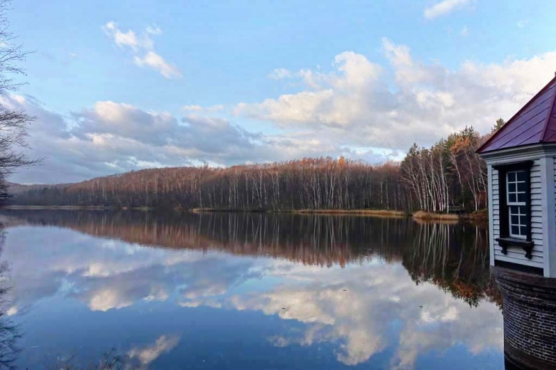 Nishiokasuigen Pond